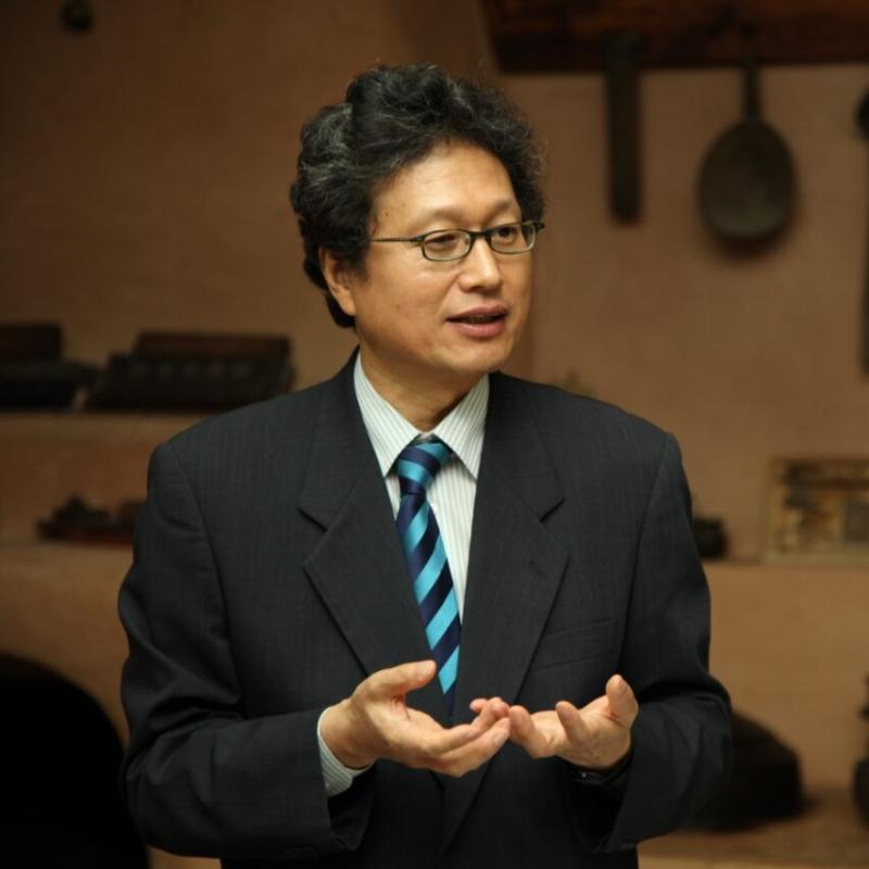 천진기 사진